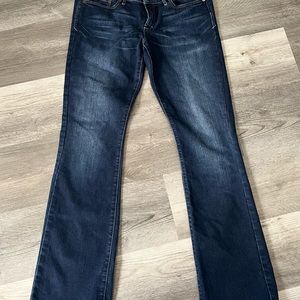 Abercrombie & Fitch, stretch “Emma” blue jeans. Size 6R